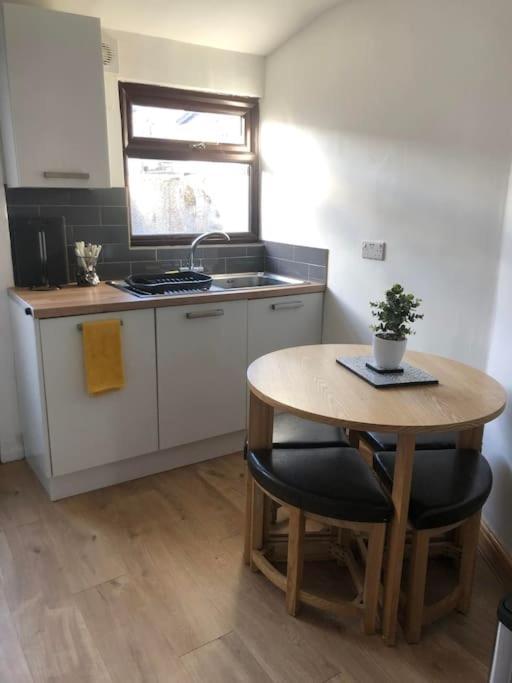 Cheerful 3 Bedroom Townhouse * Bangor (Gwynedd)