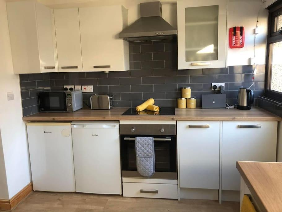 Cheerful 3 Bedroom Townhouse Bangor (Gwynedd)